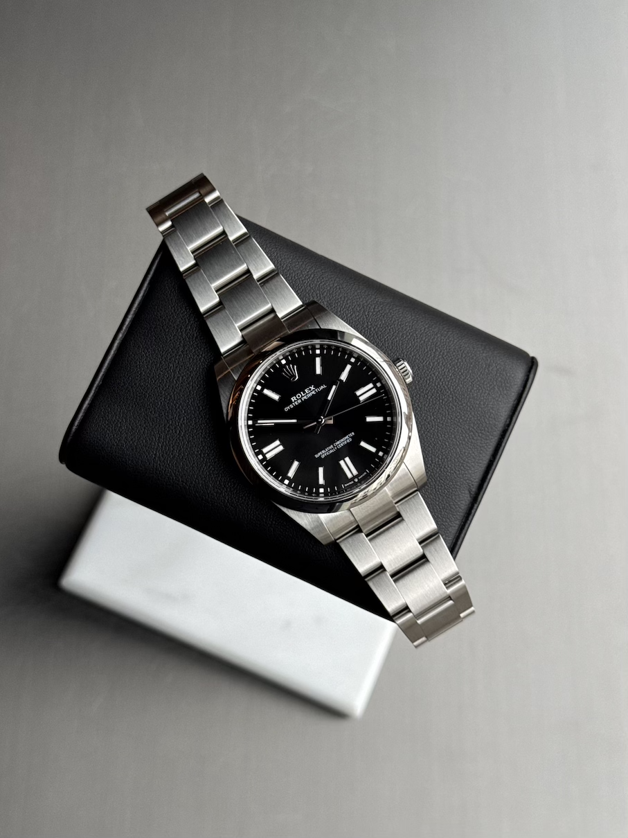 Rolex Oyster Perpetual 124300